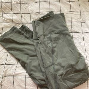 Greenish leggings